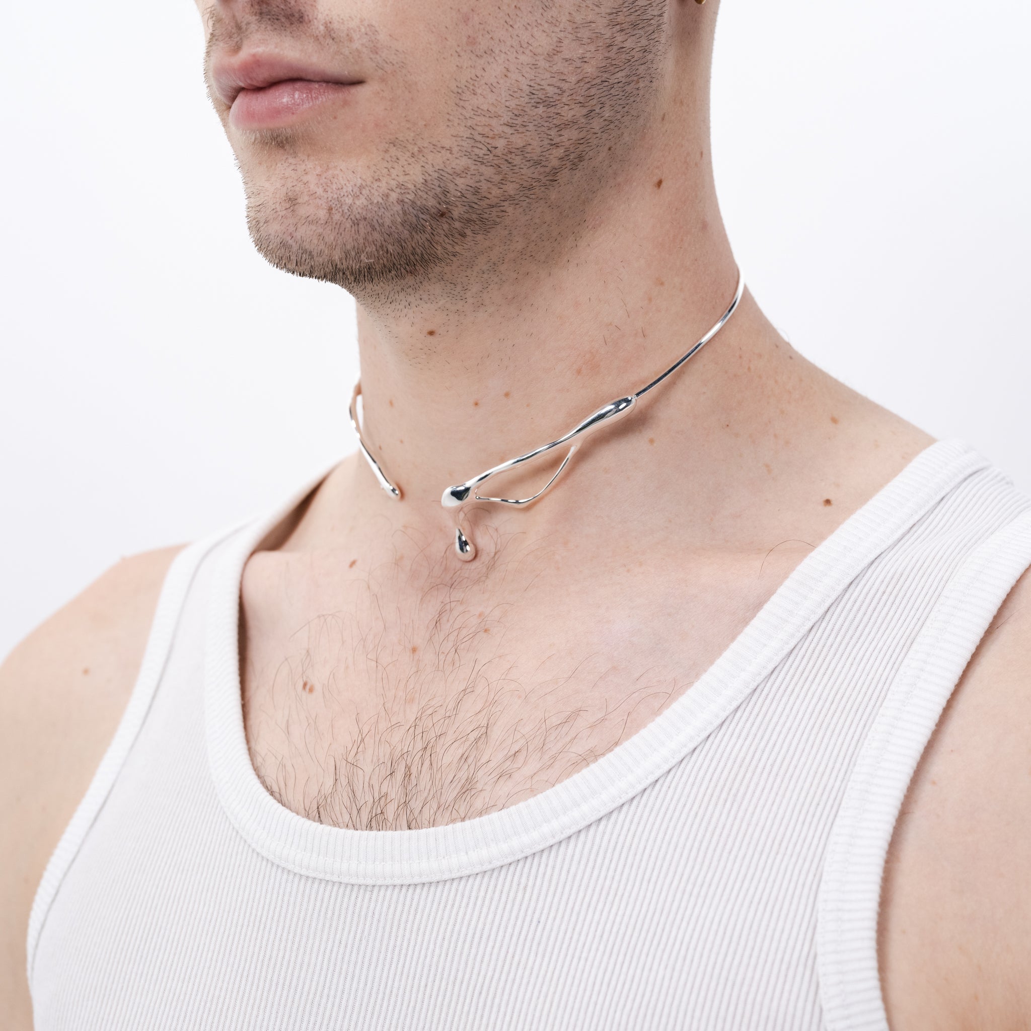 DROPS 10_the Necklace
