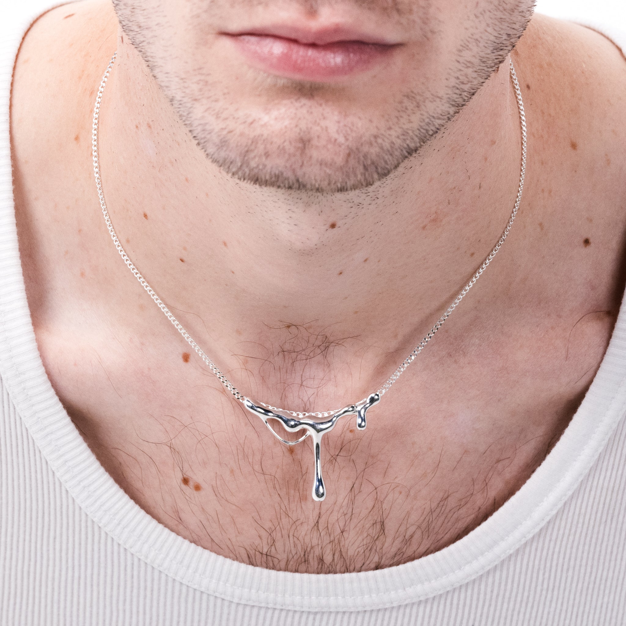 DROPS 9_the Necklace